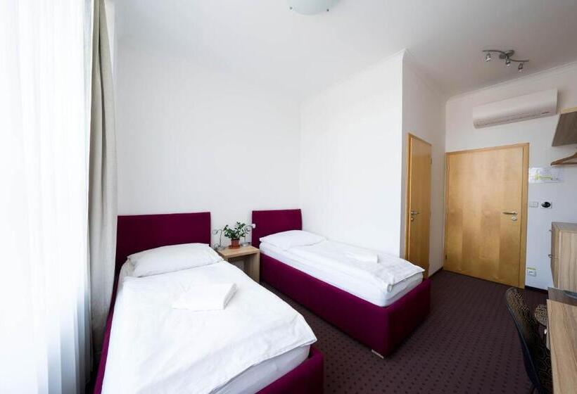 חדר סטנדרט, Mini Hotel Akord