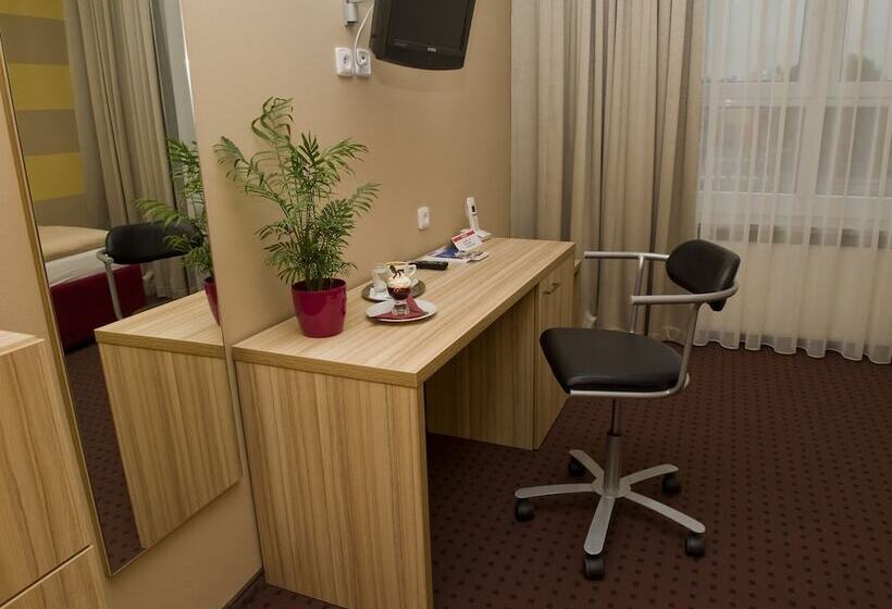 חדר סטנדרט יחיד, Mini Hotel Akord