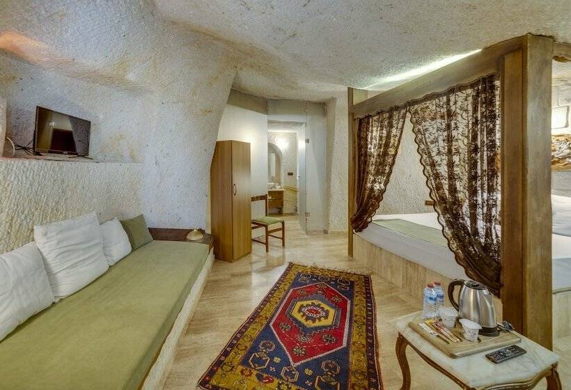 Quarto Deluxe, El Puente Cave