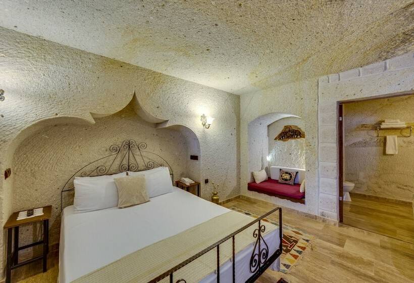 Quarto Deluxe, El Puente Cave