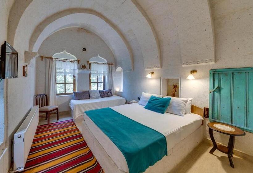 Quarto Deluxe, El Puente Cave