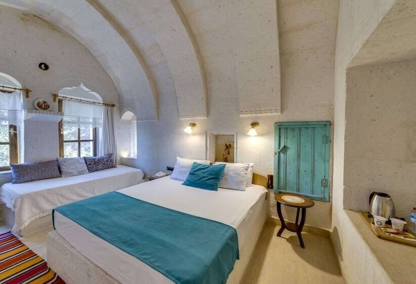 Quarto Deluxe, El Puente Cave