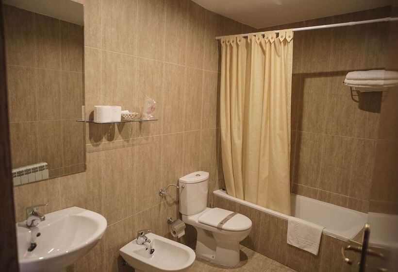 Номер Стандарт, Hospedium Hotel La Fuente