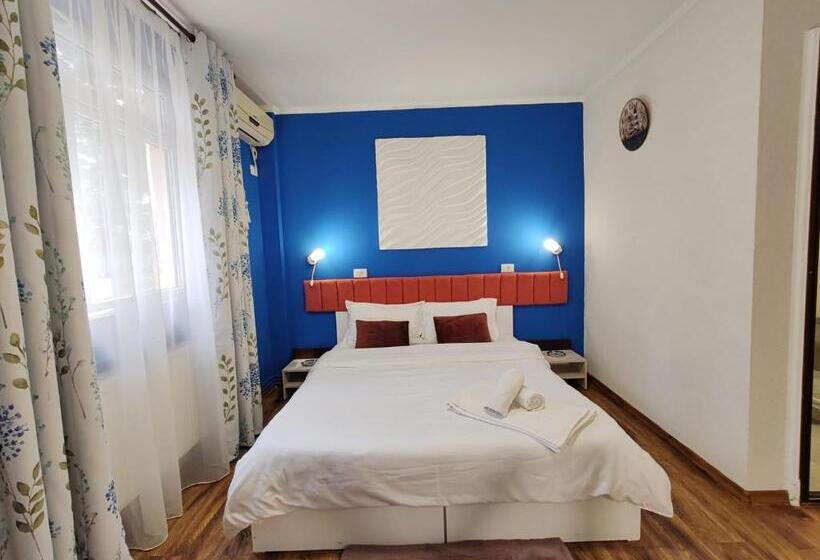 Номер Deluxe, Pensiunea Boema Ploiesti