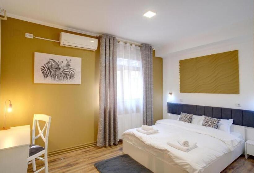 Номер Deluxe, Pensiunea Boema Ploiesti