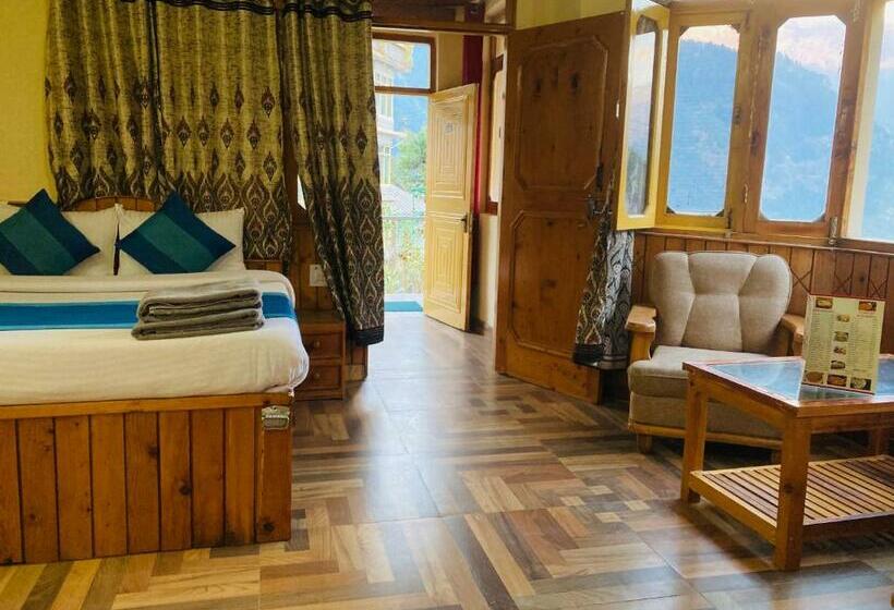 스탠다드 룸 킹사이즈 침대, Ram Cottage, Manali