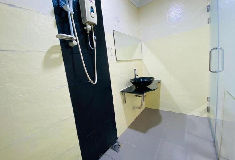 اتاق استاندارد سه نفره, Surya Boutique Hotel Klang