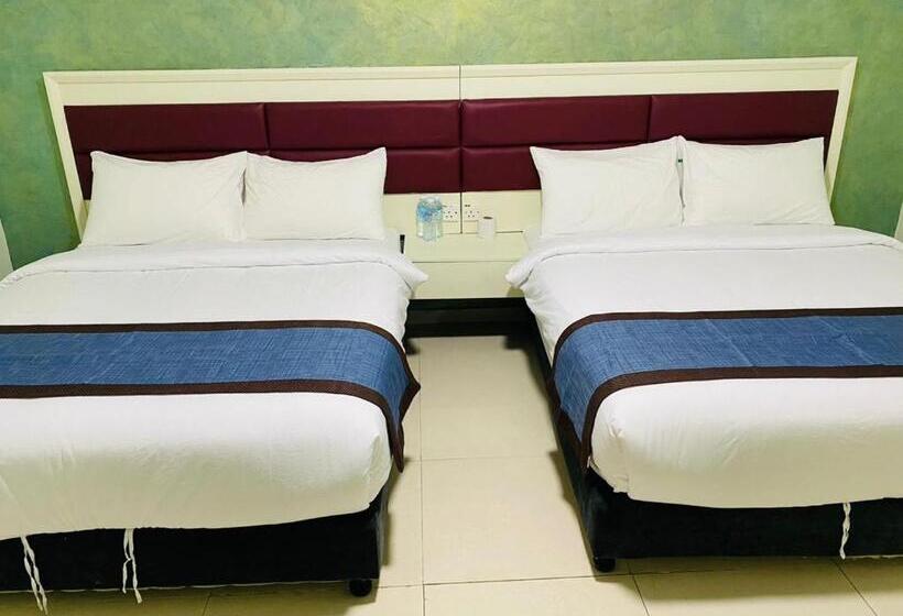 اتاق استاندارد چهار تخته, Surya Boutique Hotel Klang