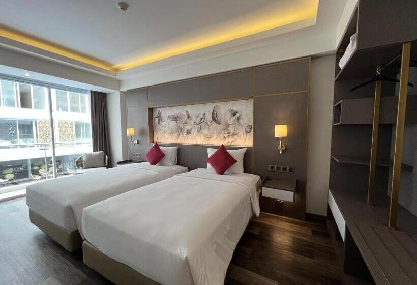 스탠다드 룸 풀장 전망, Arshika Bali Sunset Road
