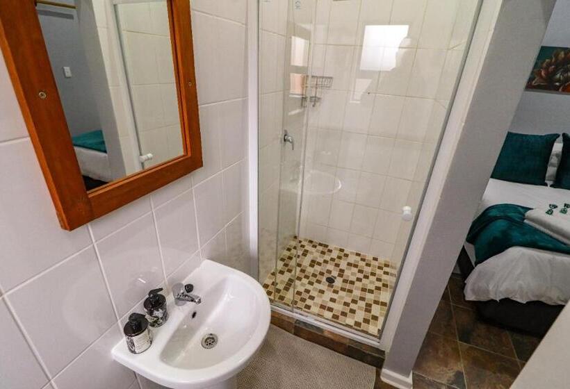 Номер Стандарт, The Honeycomb 2