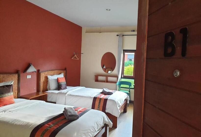 Номер Deluxe, Thebedkolok Resort