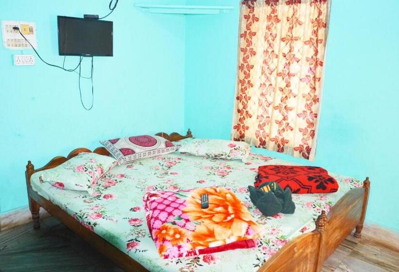 Номер Economy, Radha Krishna Holiday Home