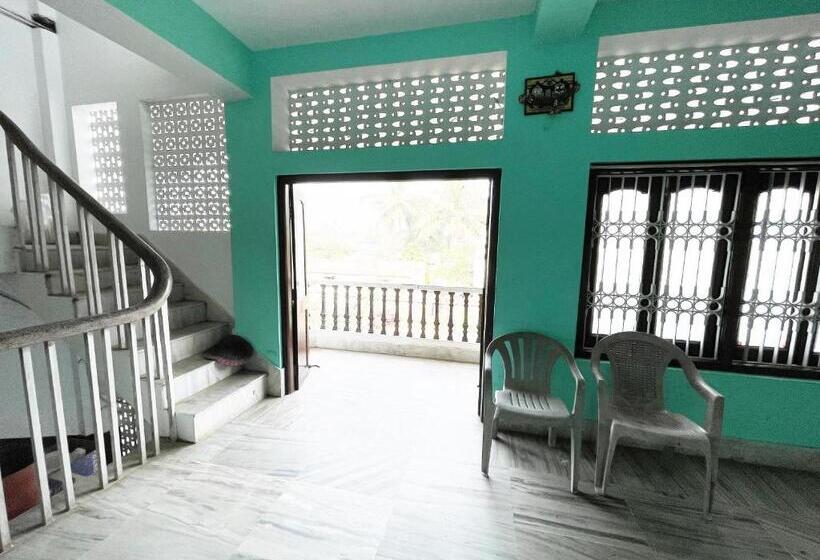 Номер Deluxe, Radha Krishna Holiday Home