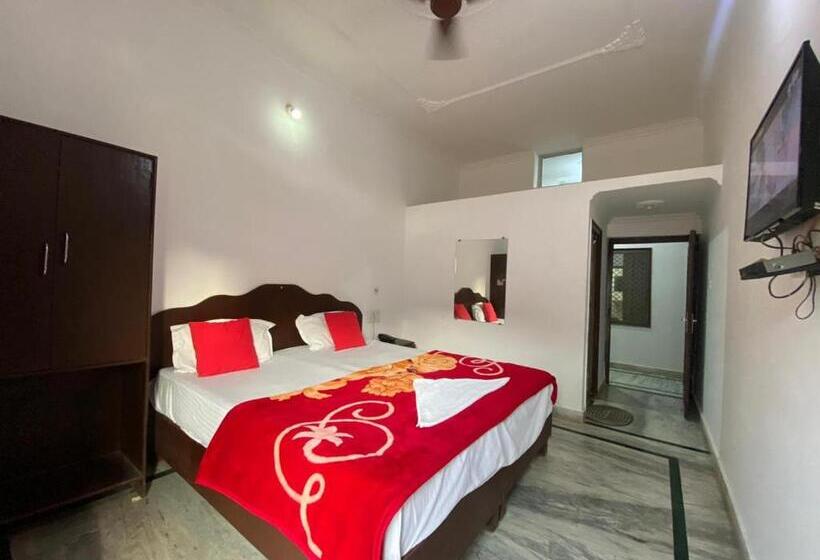Номер Deluxe Одноместный, Karma Hostel