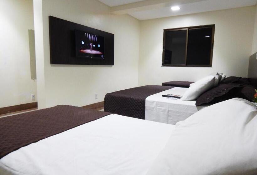 4인용 스탠다드 룸, Master Gold Hotel Express