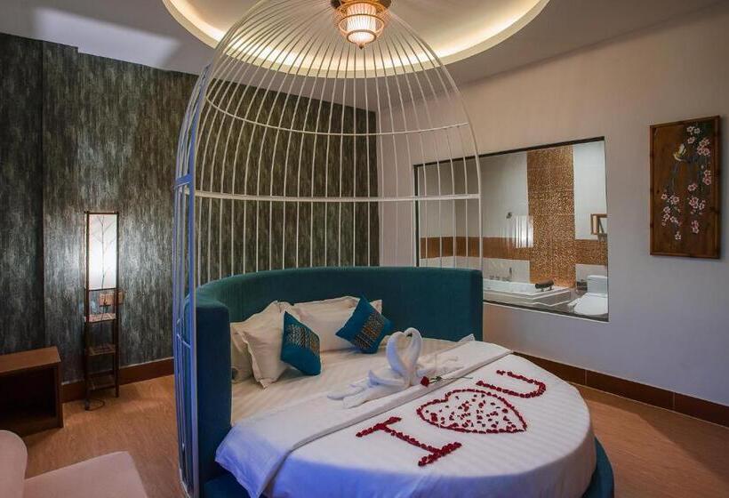 Президентский Люкс, Orussey One Boutique