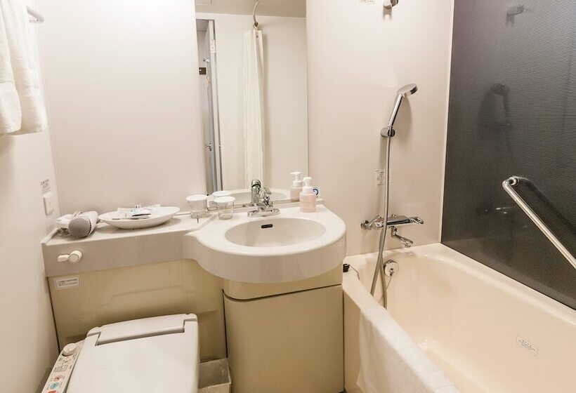 Номер Deluxe, Richmond Hotel Fukuoka Tenjin