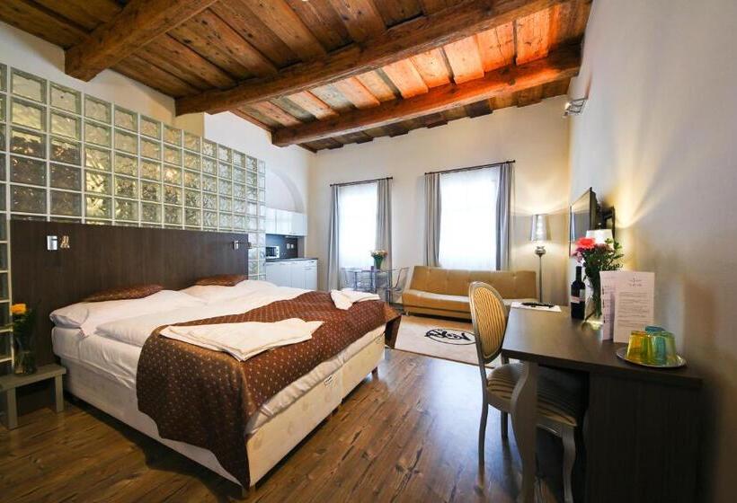 إستوديو قياسى, U Tří Hrušek Suites & Apartments
