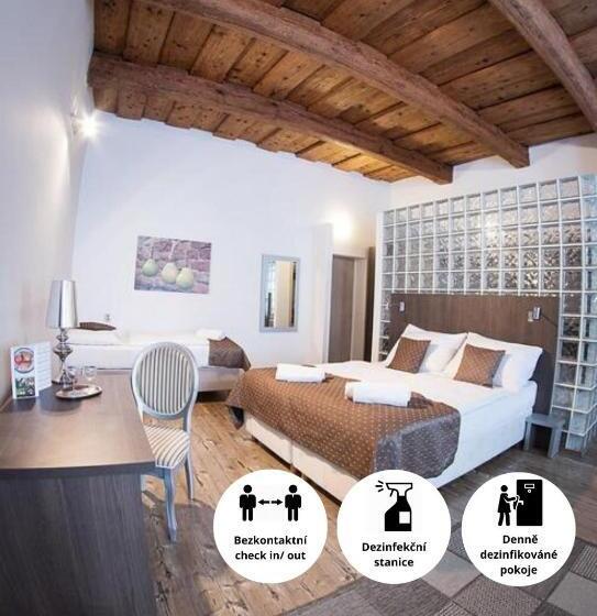 스탠다드 스튜디오, U Tří Hrušek Suites & Apartments