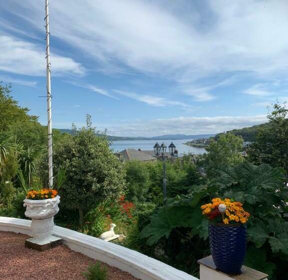 Deluxe Suite Sea View, Ivybank Villa