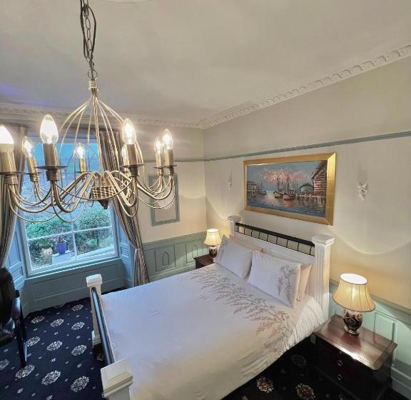 Deluxe Suite Sea View, Ivybank Villa