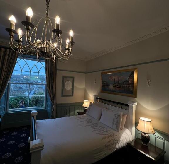 Deluxe Suite Sea View, Ivybank Villa