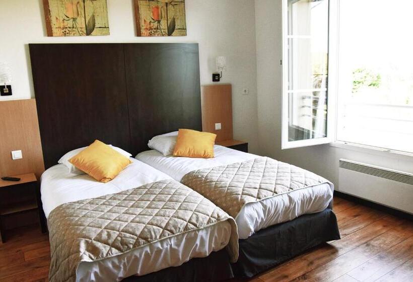 اتاق استاندارد, Brit Hôtel Confort   La Tour Blanche