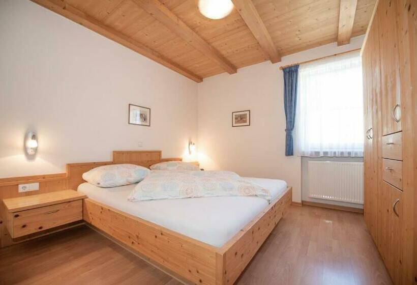 1 Bedroom Apartment Lake View, Mareithof Appartements Seeblick