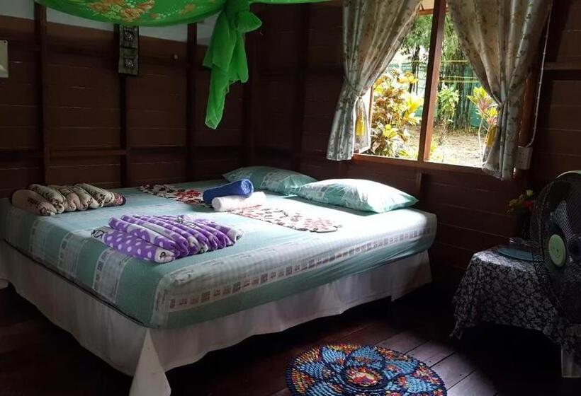 بانگلوی استاندارد, Baan Suan Kayoo 2