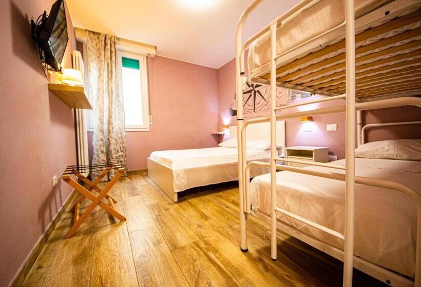 Quarto Triplo Estandar, Sweet Harbour B&b