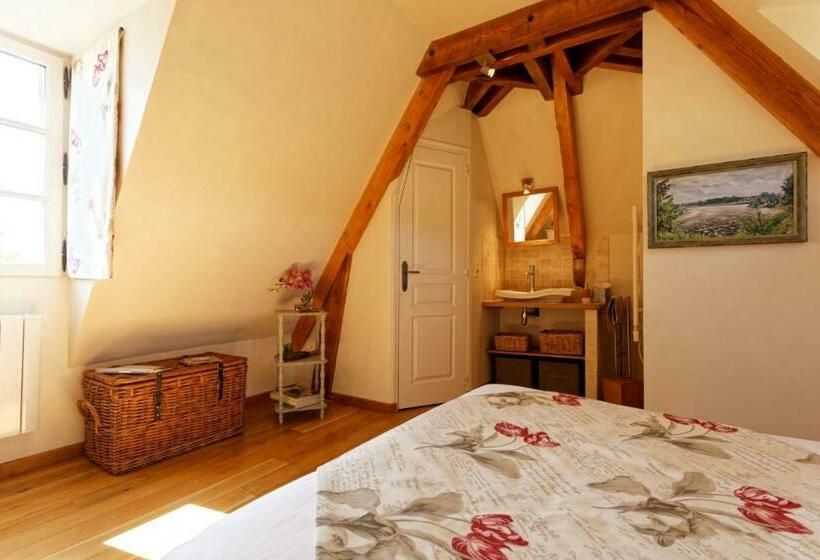 Номер Стандарт Вид на Сад, La Bruyle   Chambre D Hôtes De Charme