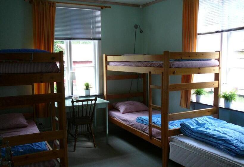 Семейный Номер Совместный Санузел, Lönneberga Vandrarhem & Hostel