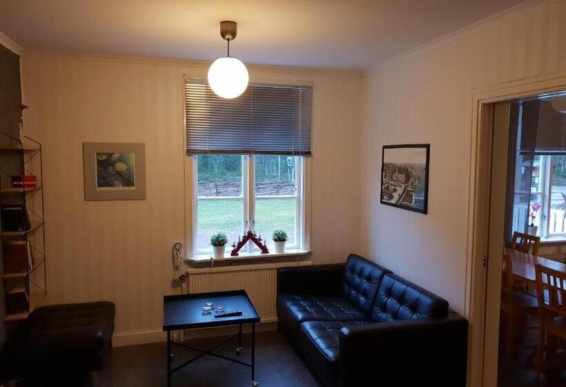 Вилла 1 Спальня Вид на Сад, Lönneberga Vandrarhem & Hostel