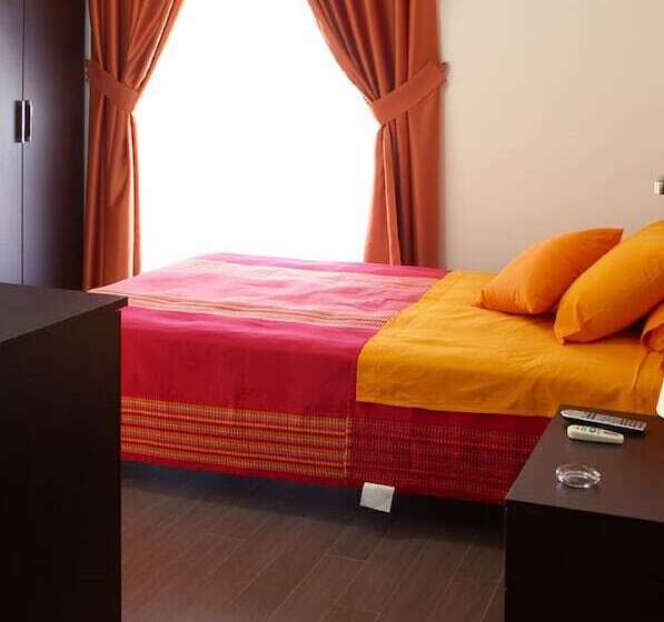 Номер Стандарт, Nacional B&b