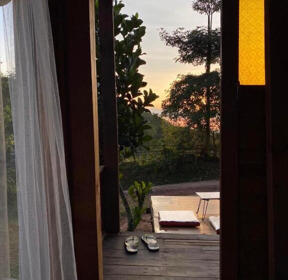 اتاق استاندارد, Khaokhopimphupha Farmstay เขาค้อพิมภูผาฟาร์มสเตย์ ไม่มีไฟฟ้า น้ำจากน้ำตกธรรมชาติ Low Cabon With Sust