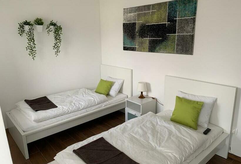 Номер Стандарт с Террасой, Lili Motel