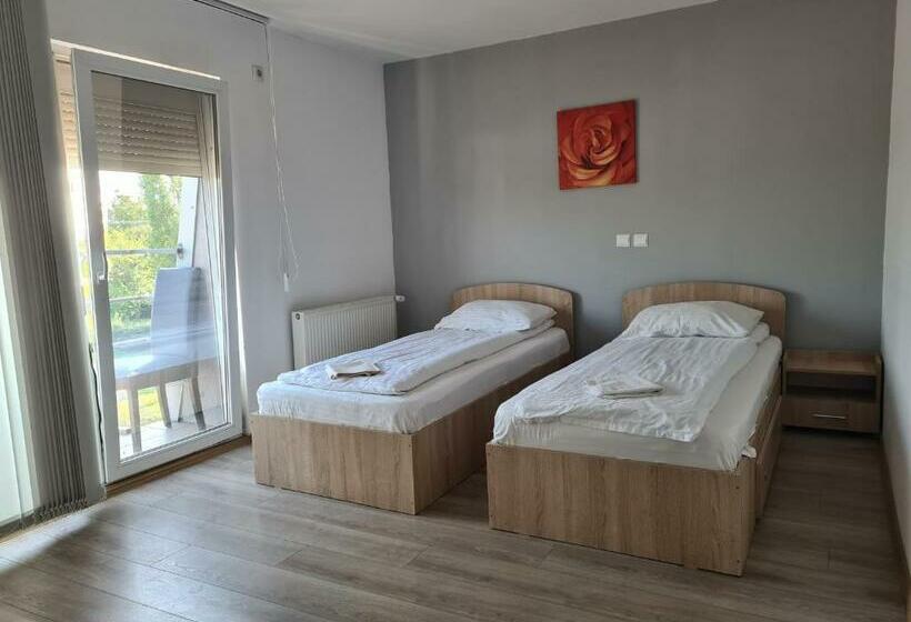اتاق استاندارد, Pensiunea Andreea
