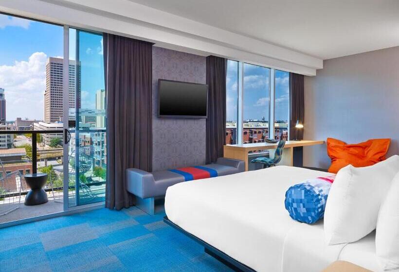 سوئیت جونیور با تخت بزرگ, Aloft Oklahoma City Downtown – Bricktown