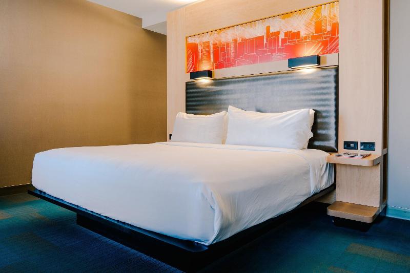 اتاق استاندارد با تخت بزرگ, Aloft Oklahoma City Downtown – Bricktown