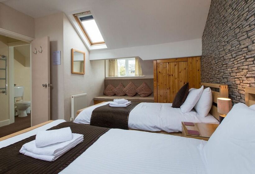 Номер Стандарт Трехместный, Thornbank House Offering Breakfast And With Free Off Site Health Club