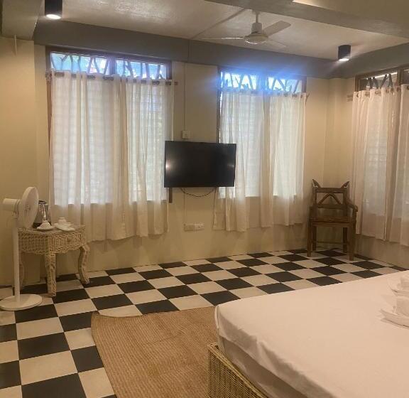 스탠다드 룸 킹사이즈 침대, Tahanan Resort