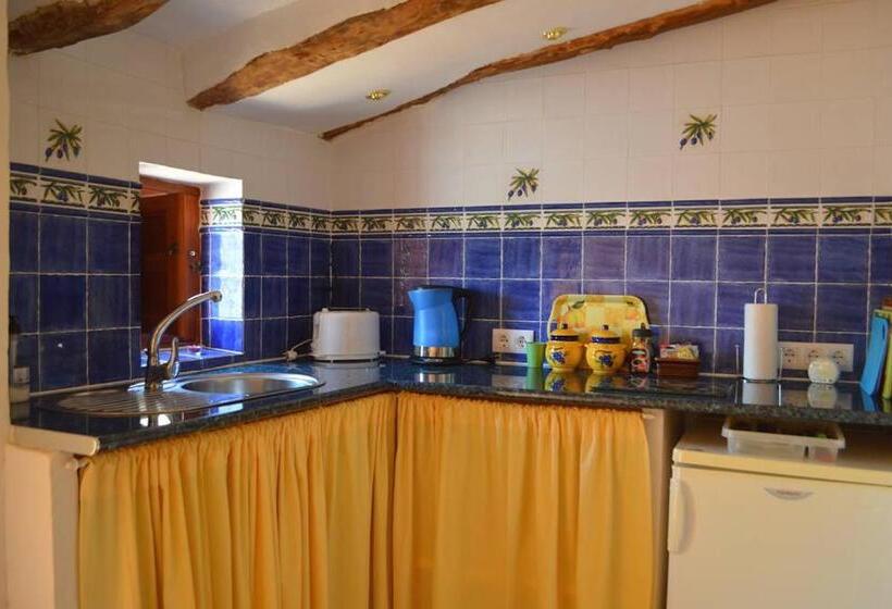 Апартаменты 3 Спальни, Almond Reef Casa Rural