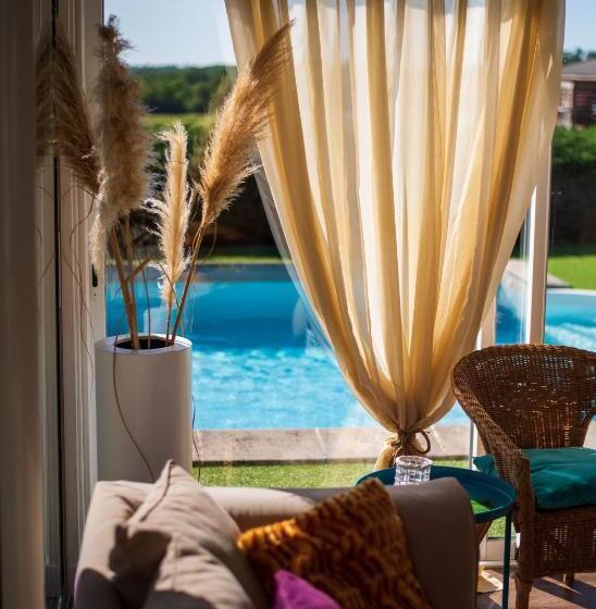 Standard room with outdoor bath, Chambre Vigne Avec Salle De Bain Privée