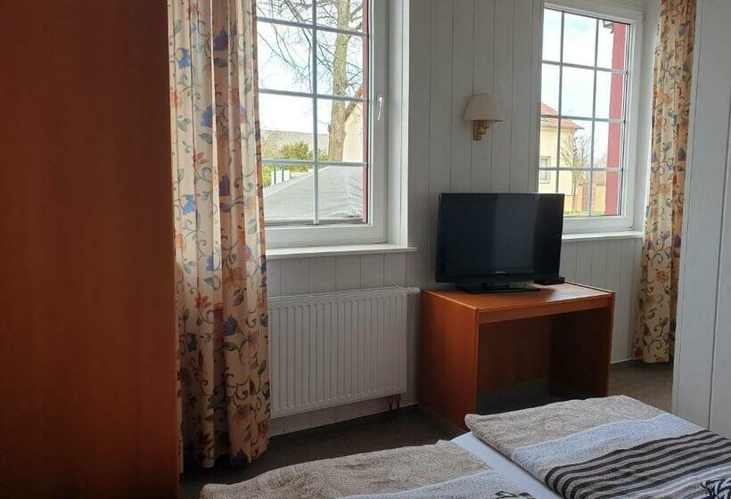 Номер Стандарт, Pension Am Mellensee