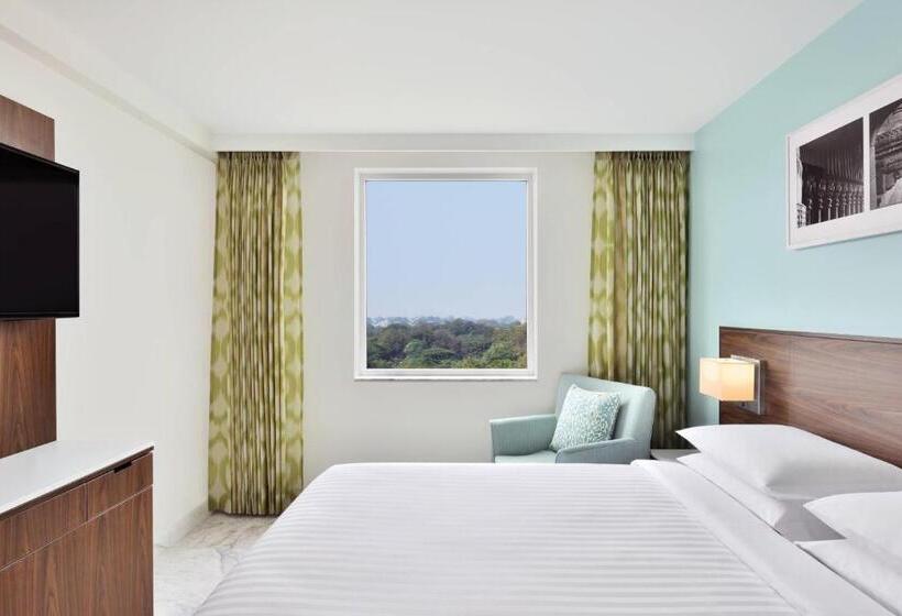 Люкс, Fairfield By Marriott Pune Kharadi