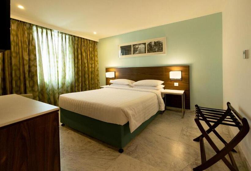 Люкс, Fairfield By Marriott Pune Kharadi
