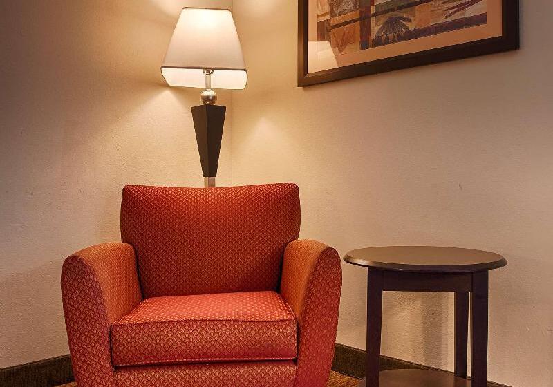 Номер Executive, Fairfield By Marriott Pune Kharadi