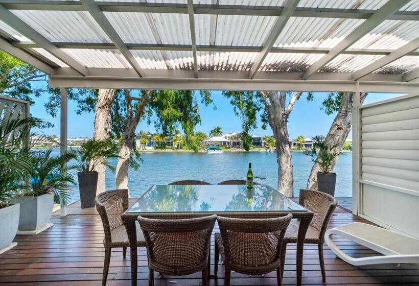Дом 3 Спальни, Noosa Entrance Waterfront Resort