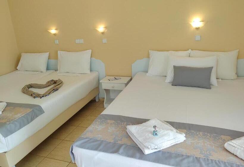 Family studio with sea view, Celeste Golden Beach