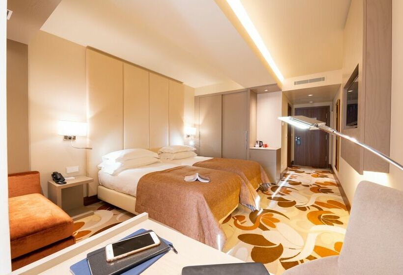 Номер Superior, Smy Lisboa